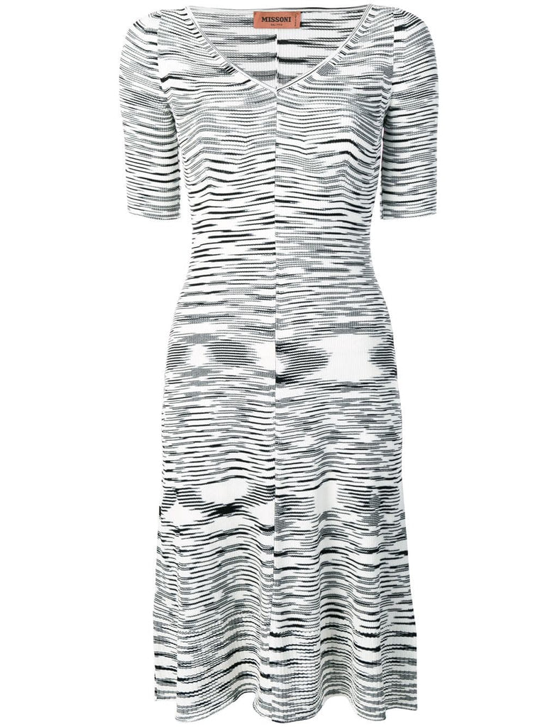 abstract pattern knitted dress