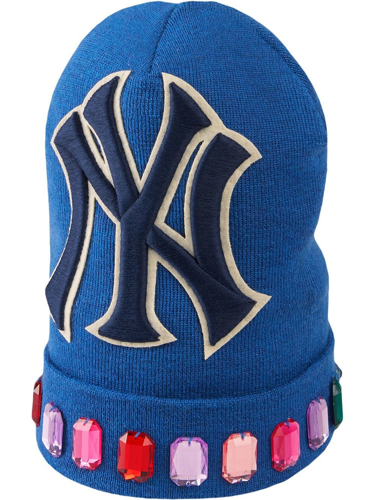 Wool hat with NY Yankees™ patch