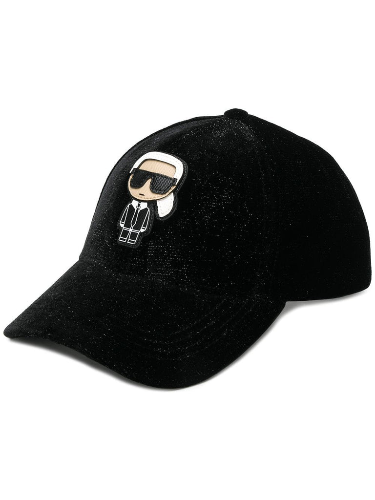 Karl cap