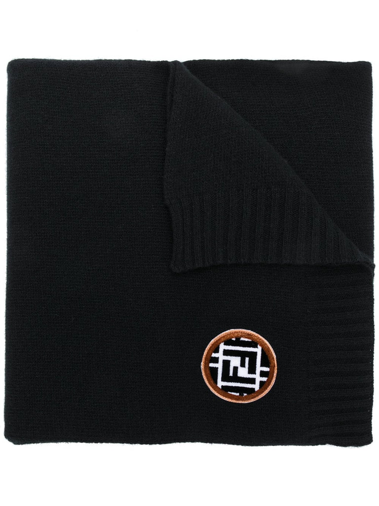 logo patch scarf