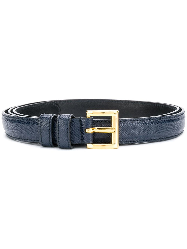 buckle detail belt