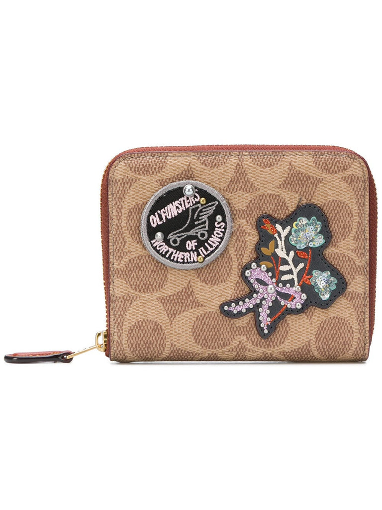 applique logo wallet