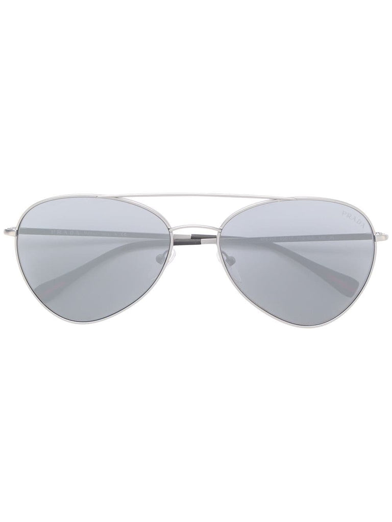 aviator shaped sunglasses