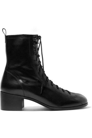 Bota leather ankle boots