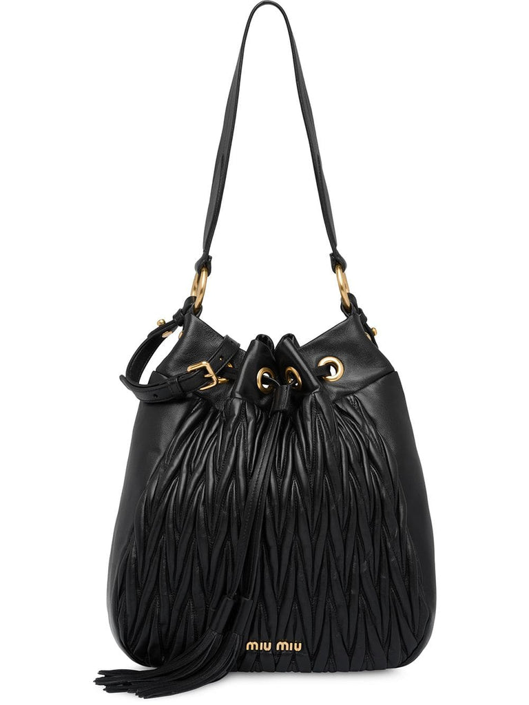 Matelassé leather bucket bag