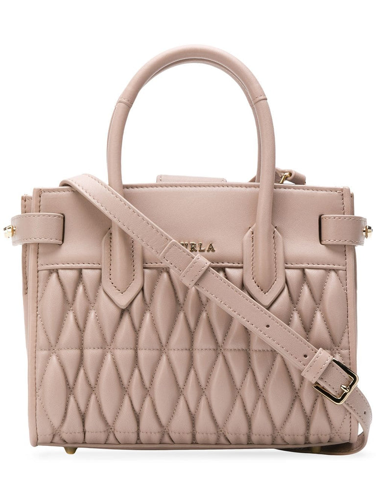 Pin Cometa quilted bag