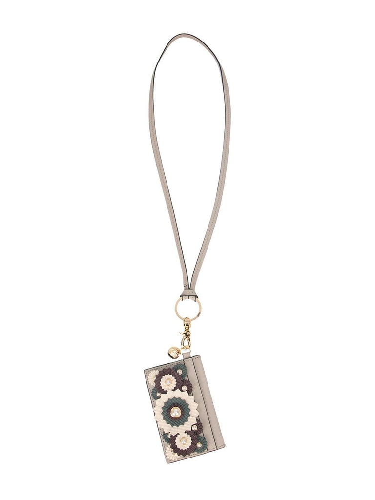 Earthette Lanyard hanging tag