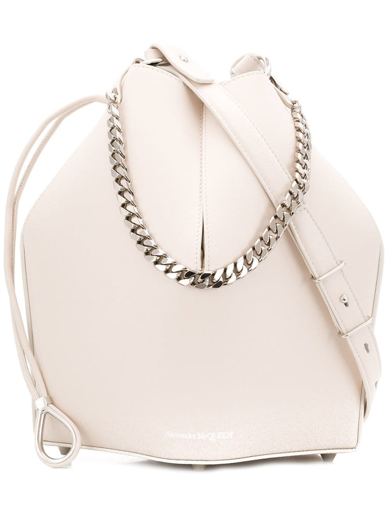 chain style bucket bag