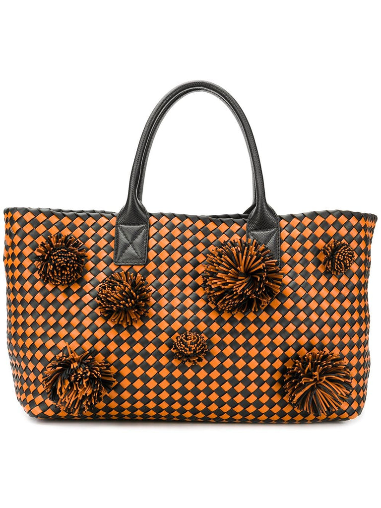 intrecciato pom pom tote