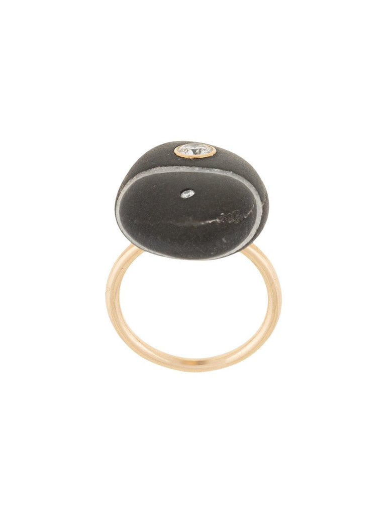 18kt yellow gold Castle Rock diamond pebble ring