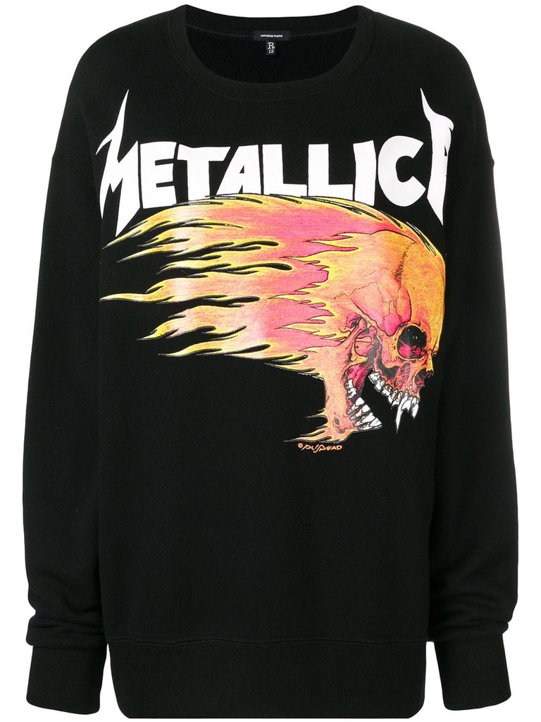 oversized Metallica sweatshirt