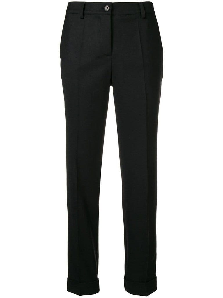 slim-fit cropped trousers