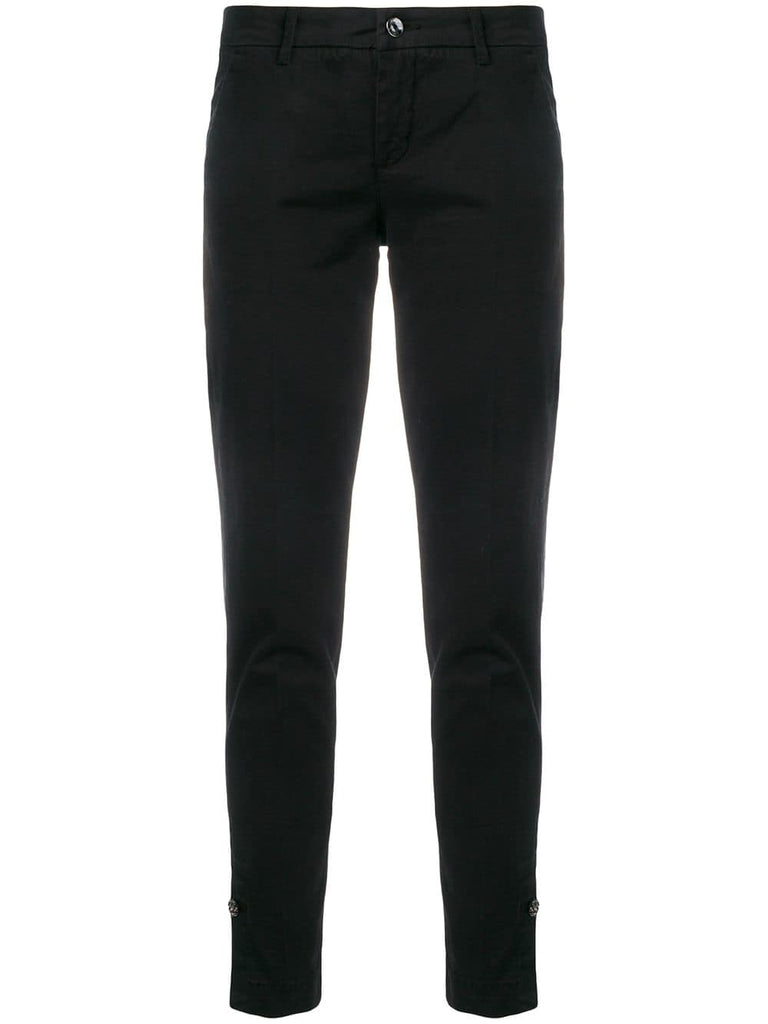 tapered leg trousers