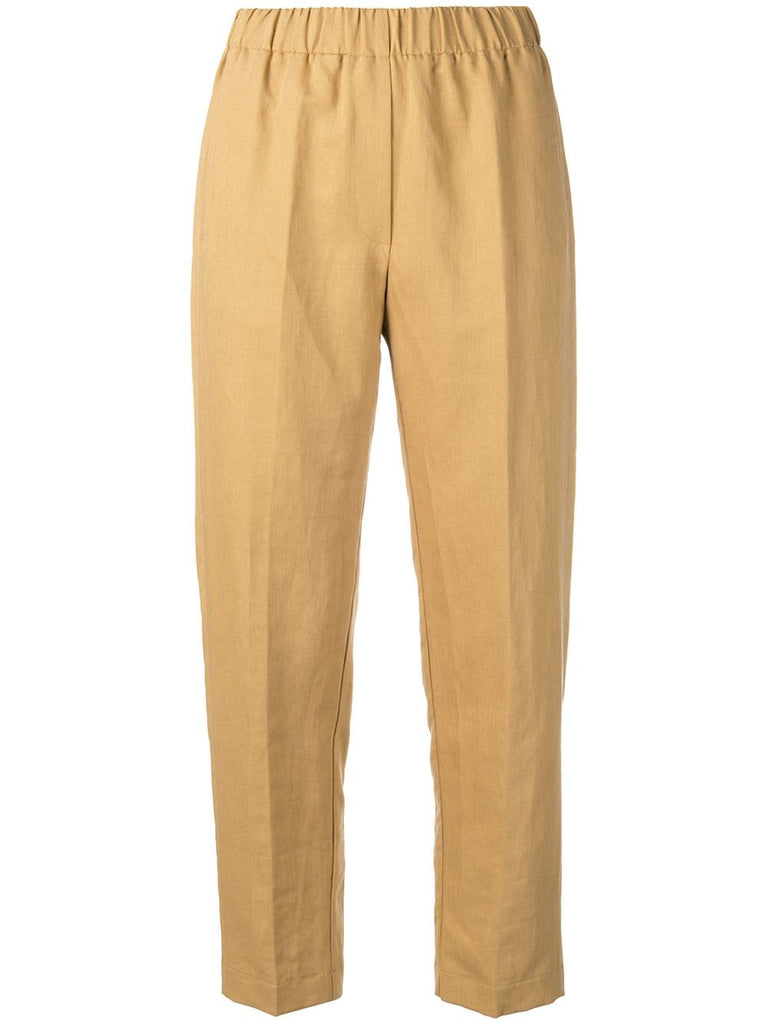 straight-cut trousers