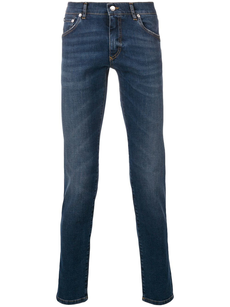 slim fit jeans