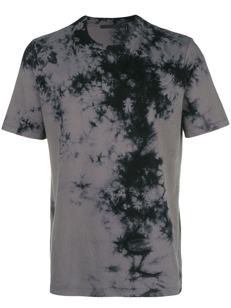 tie-dye T-shirt