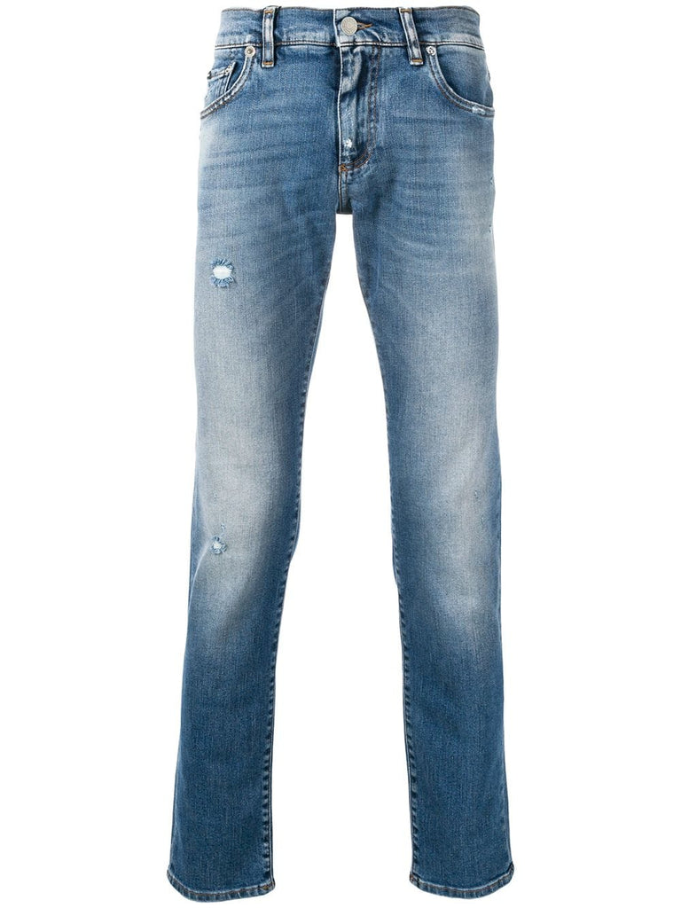 slim fit distressed jeans