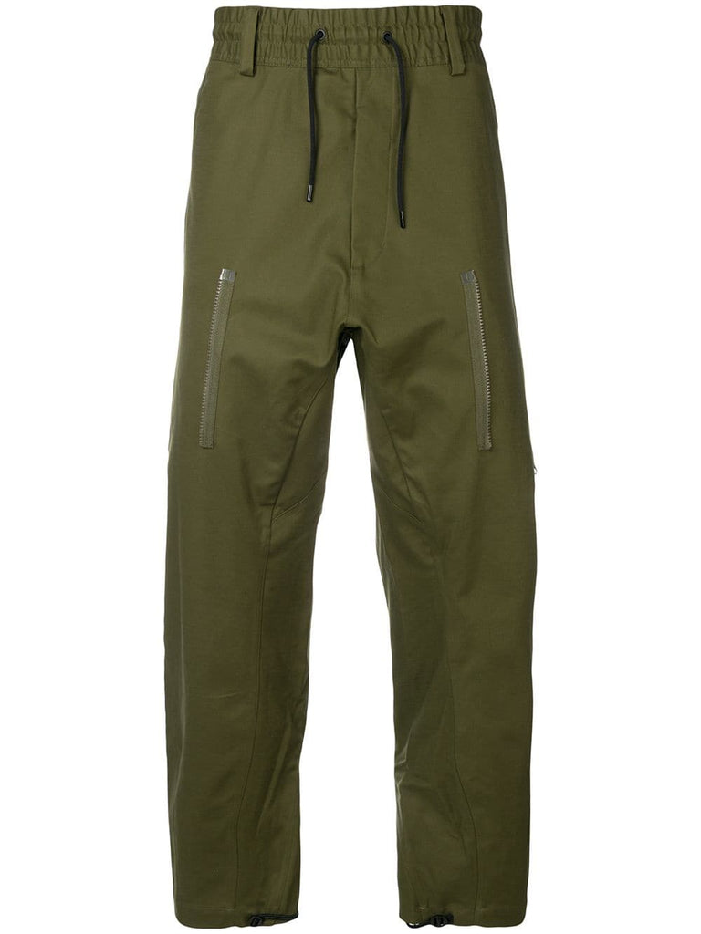 overssized cargo trousers