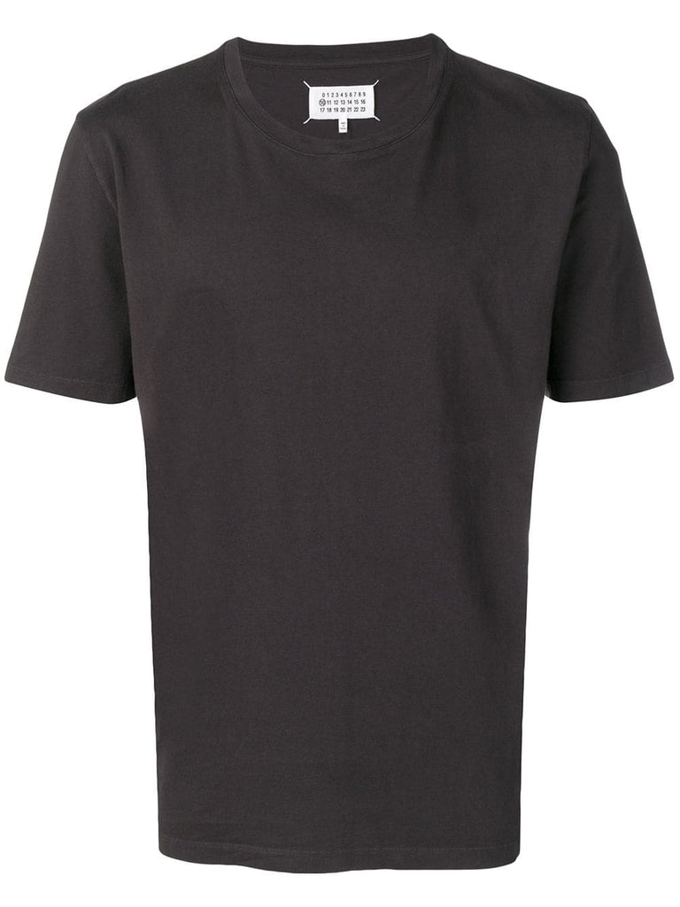 shortsleeved T-shirt