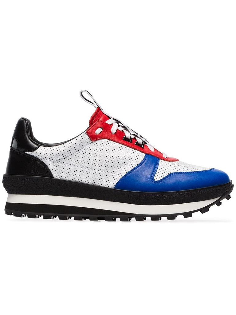 white and red TR3 Runner leather sneakers