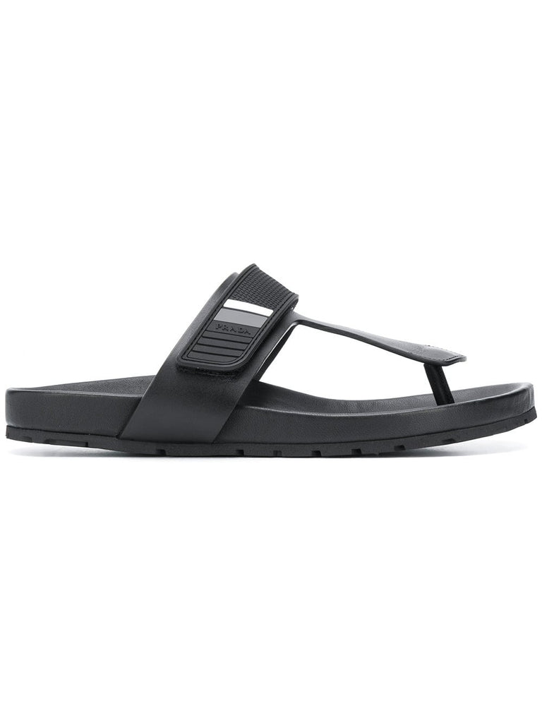 thong strap sandals