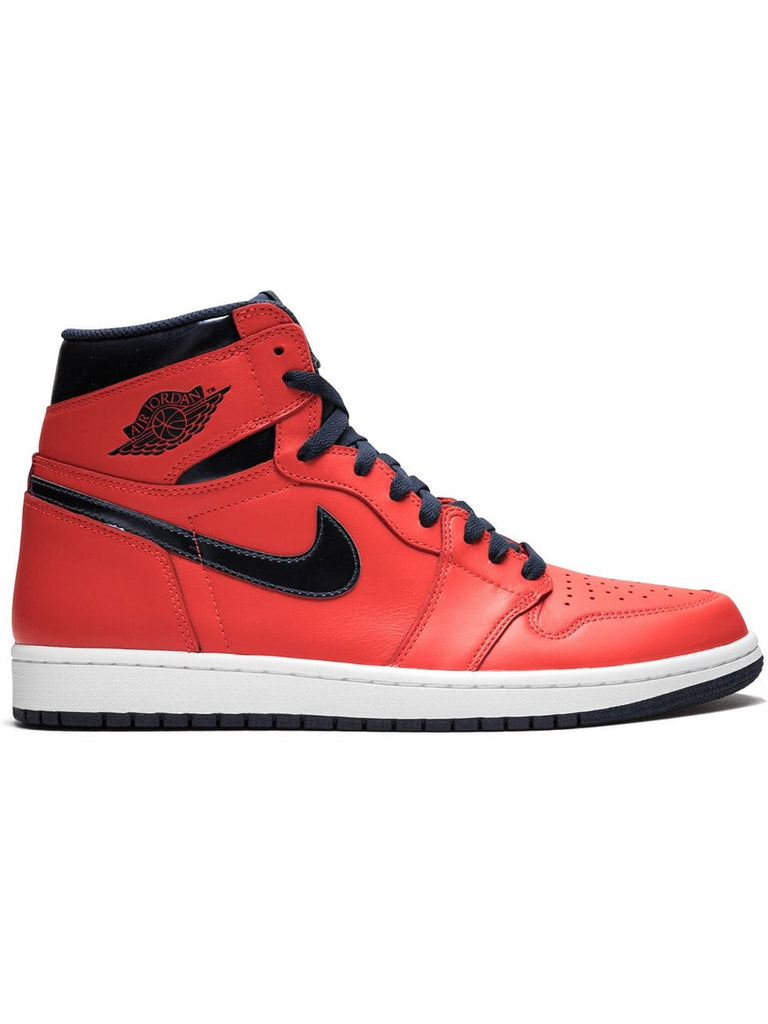 Air Jordan 1 Retro sneakers