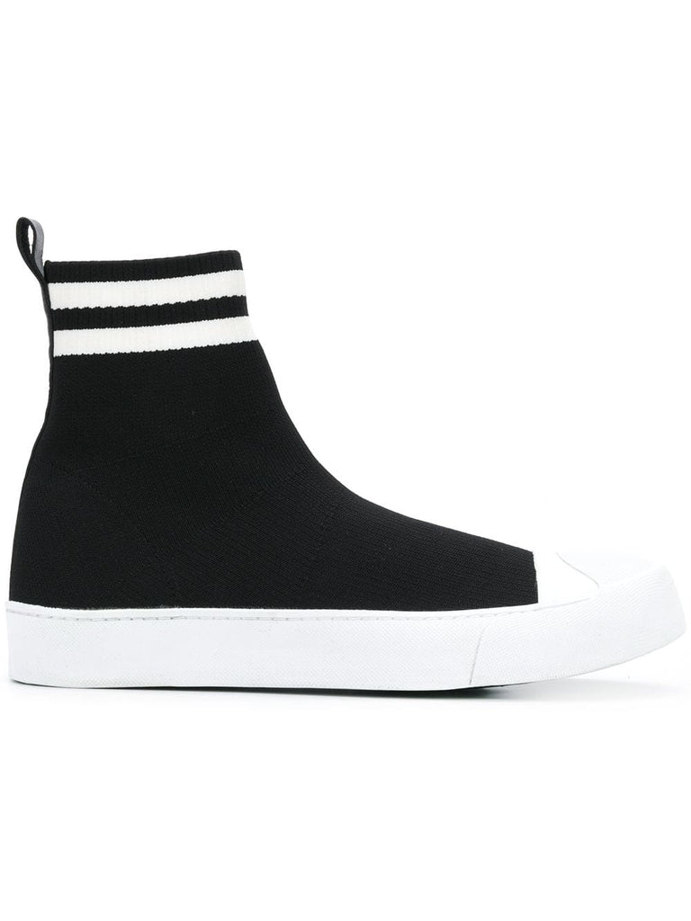 skater boot hi-top sneakers