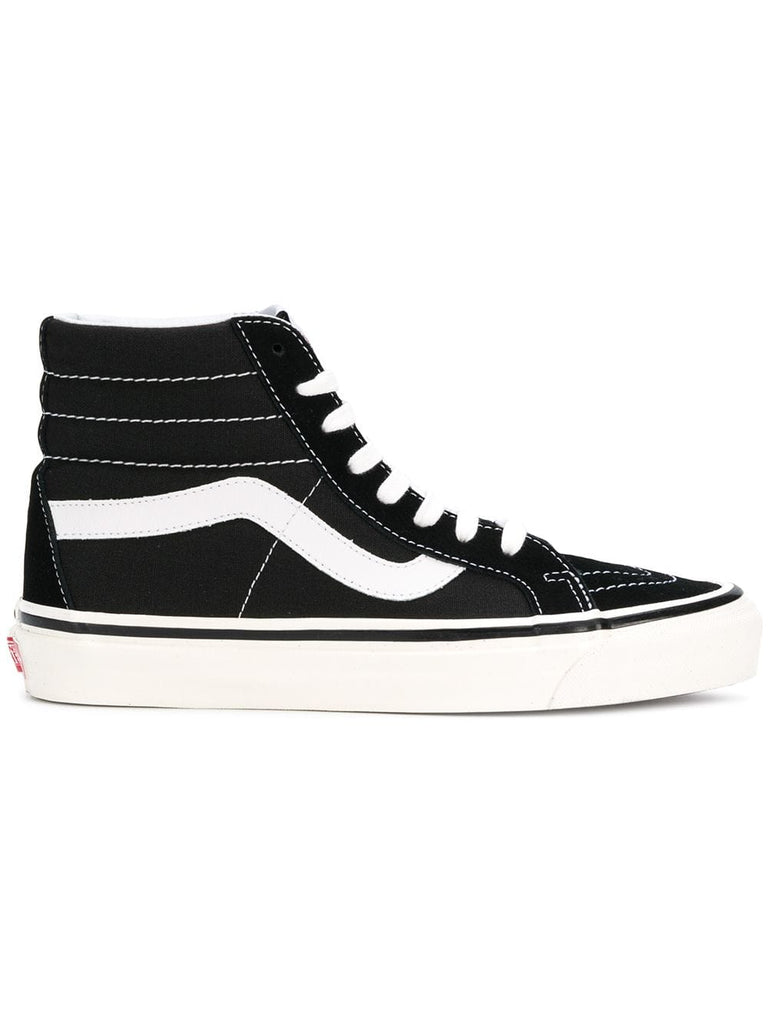 Sk8-Hi sneakers