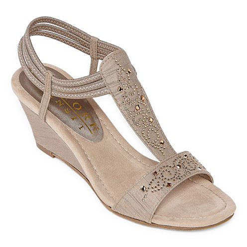 New York Transit Got It All Womens Wedge Sandals