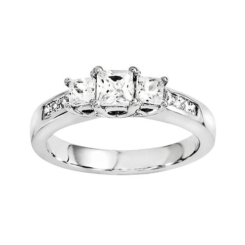 7/8 CT. T.W. Diamond 14K White Gold 3-Stone Ring